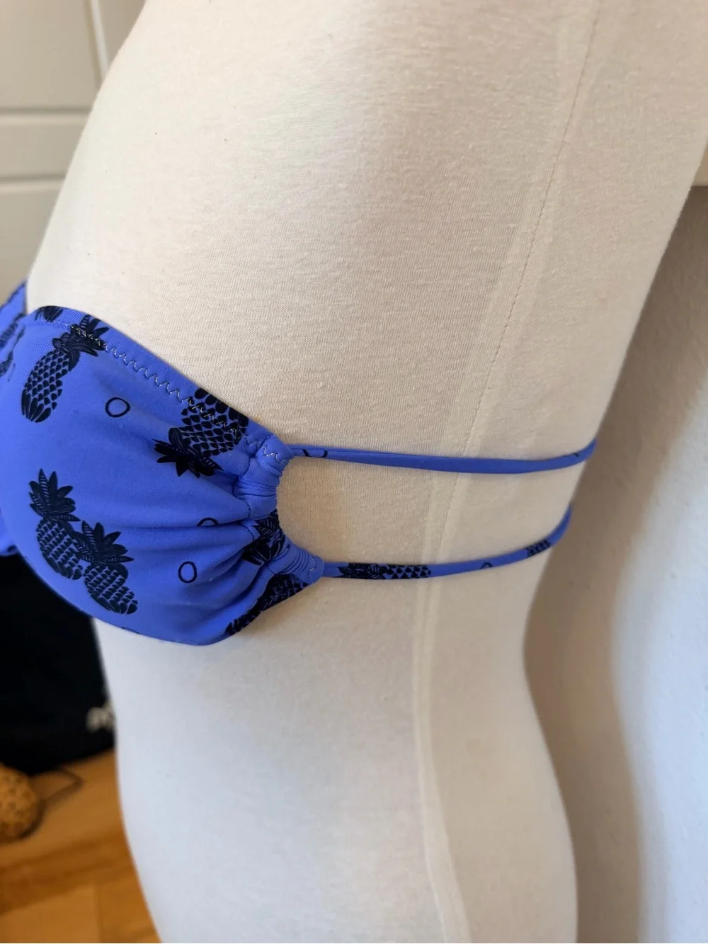 Salinas Blue Pineapple Bandeau Bikini Set Size 42/L NWT